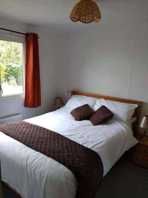 Family Friendly Rural Lodge Truro Exterior foto